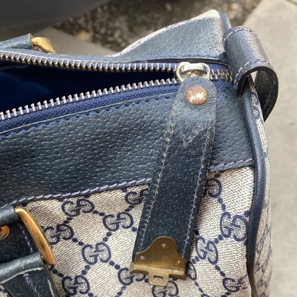 Gucci Travel Bag - Picture 9 of 17